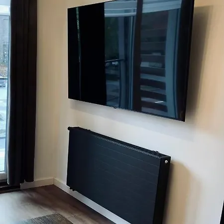 Green Stone Iii Apartment *